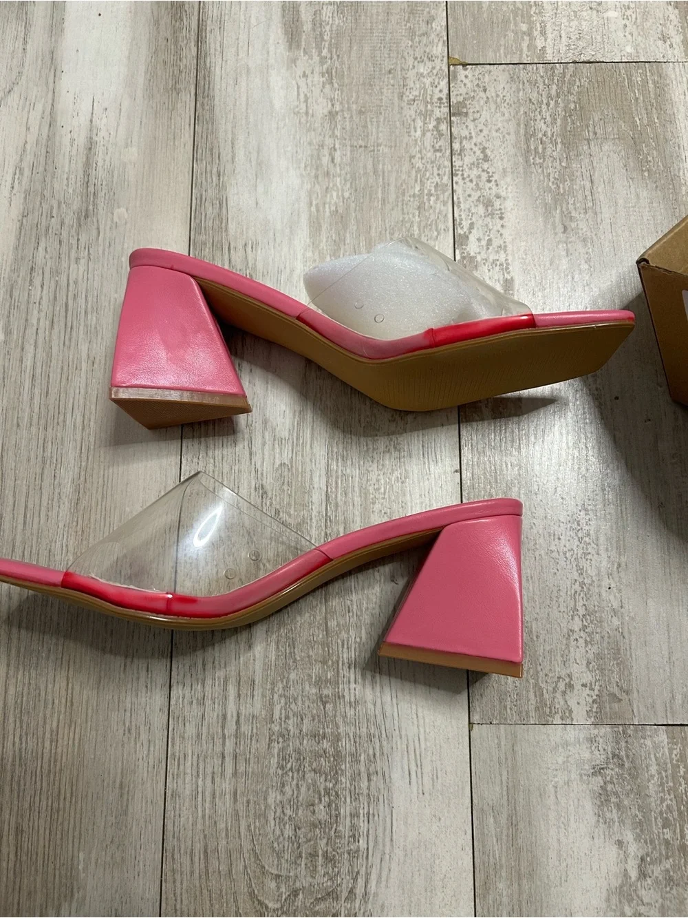 A must have gorgeous pink block heel mules